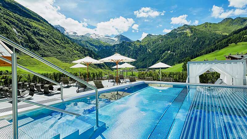 Hotel Berghof Crystal Spa & Sports